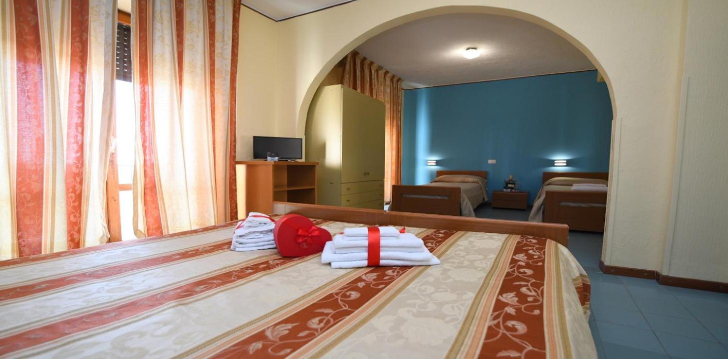 International Resort Мондрагоне Екстериор снимка